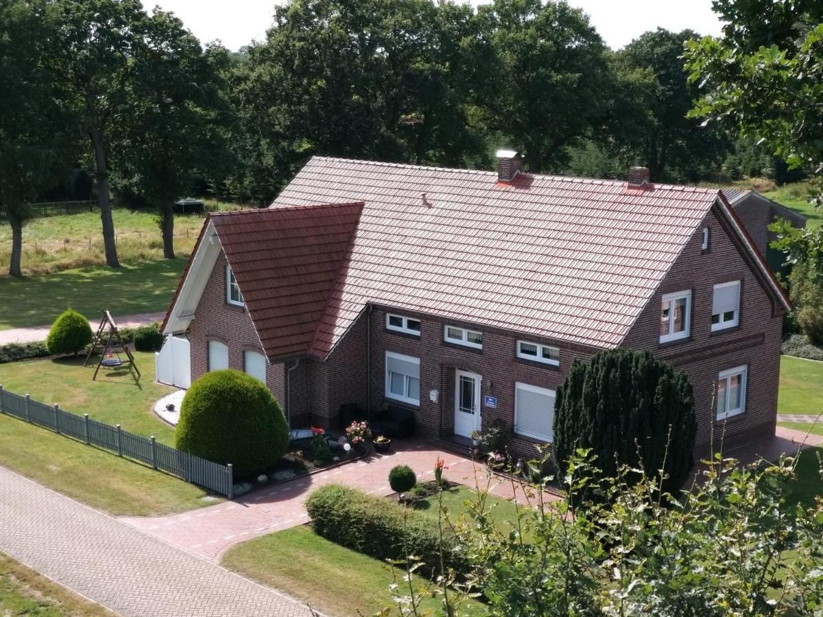 Sinis Friesenstube Apartment Zwischenbergen Luaran gambar